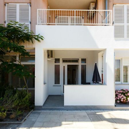 Apartment Rosemary 24 Крк Экстерьер фото