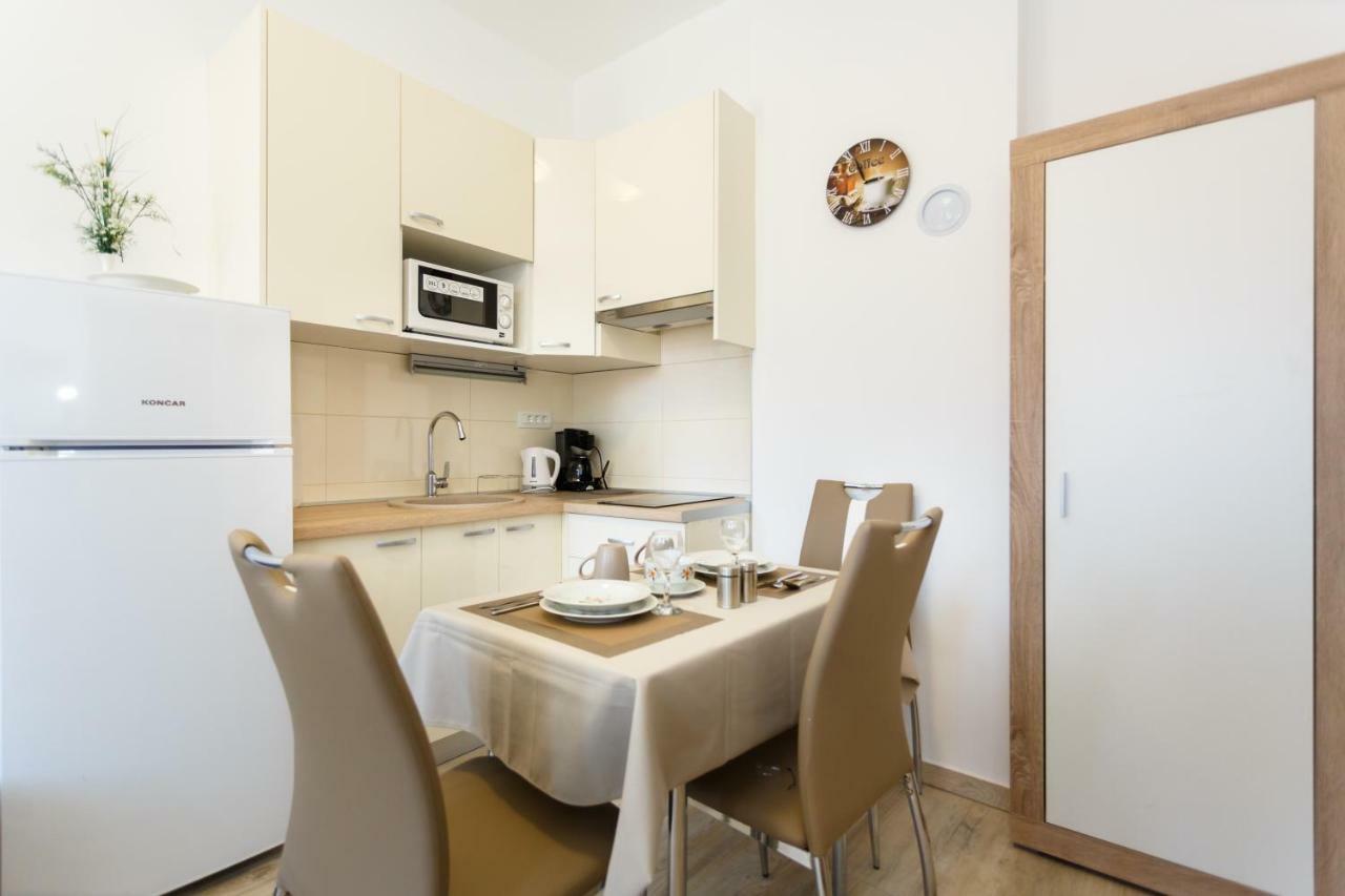 Apartment Rosemary 24 Крк Экстерьер фото