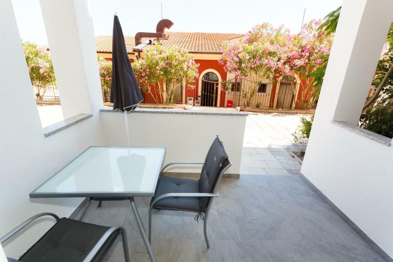 Apartment Rosemary 24 Крк Экстерьер фото